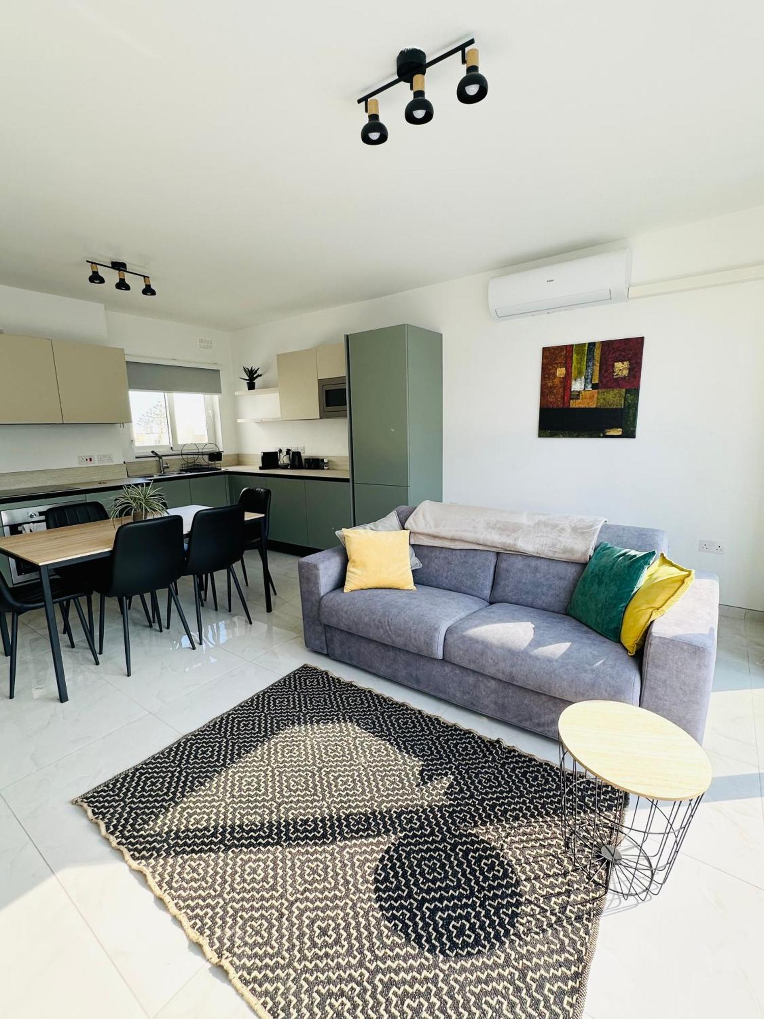 Sliema 2 Bedroom Penthouse エクステリア 写真